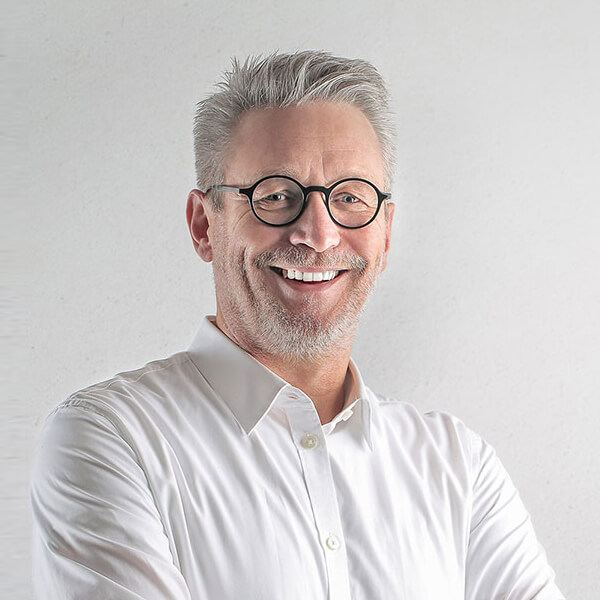 Team Member Bobby L. Leon